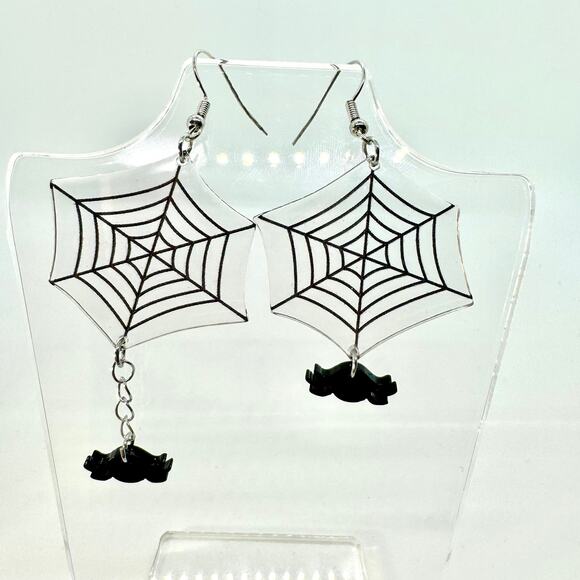 Spider Web Earrings - Halloween Earrings - Bug Earrings - Spider Accessories - Picture 1 of 8